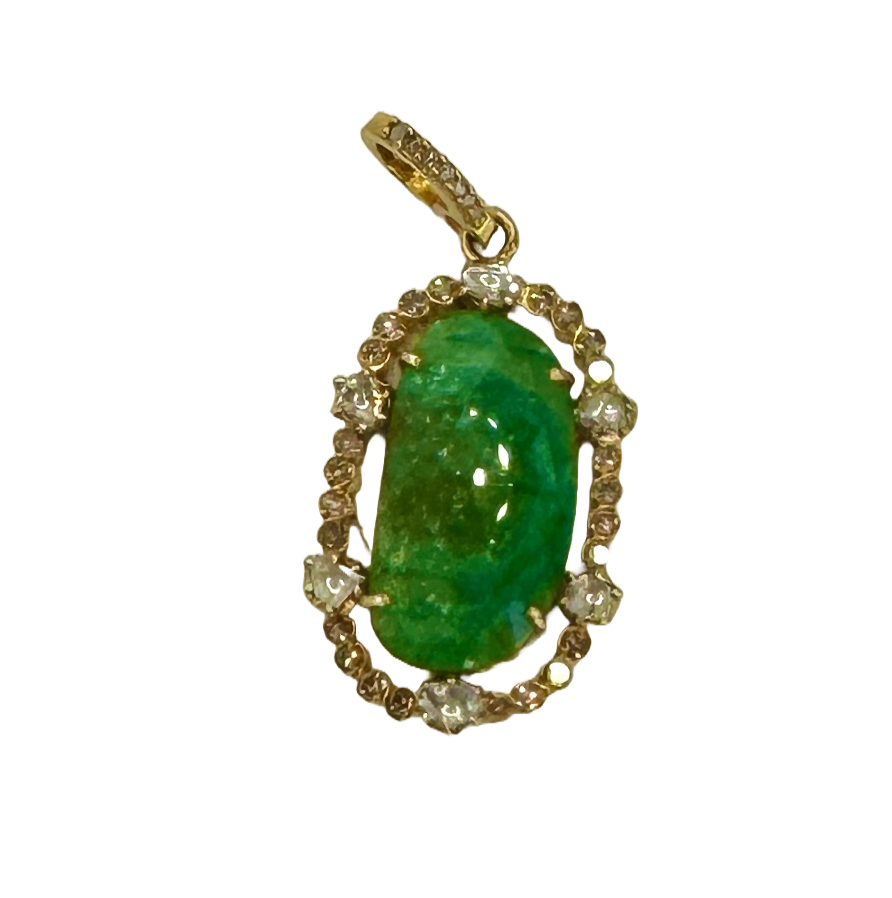 Emerald Gemstone with Cut Diamonds Pendant