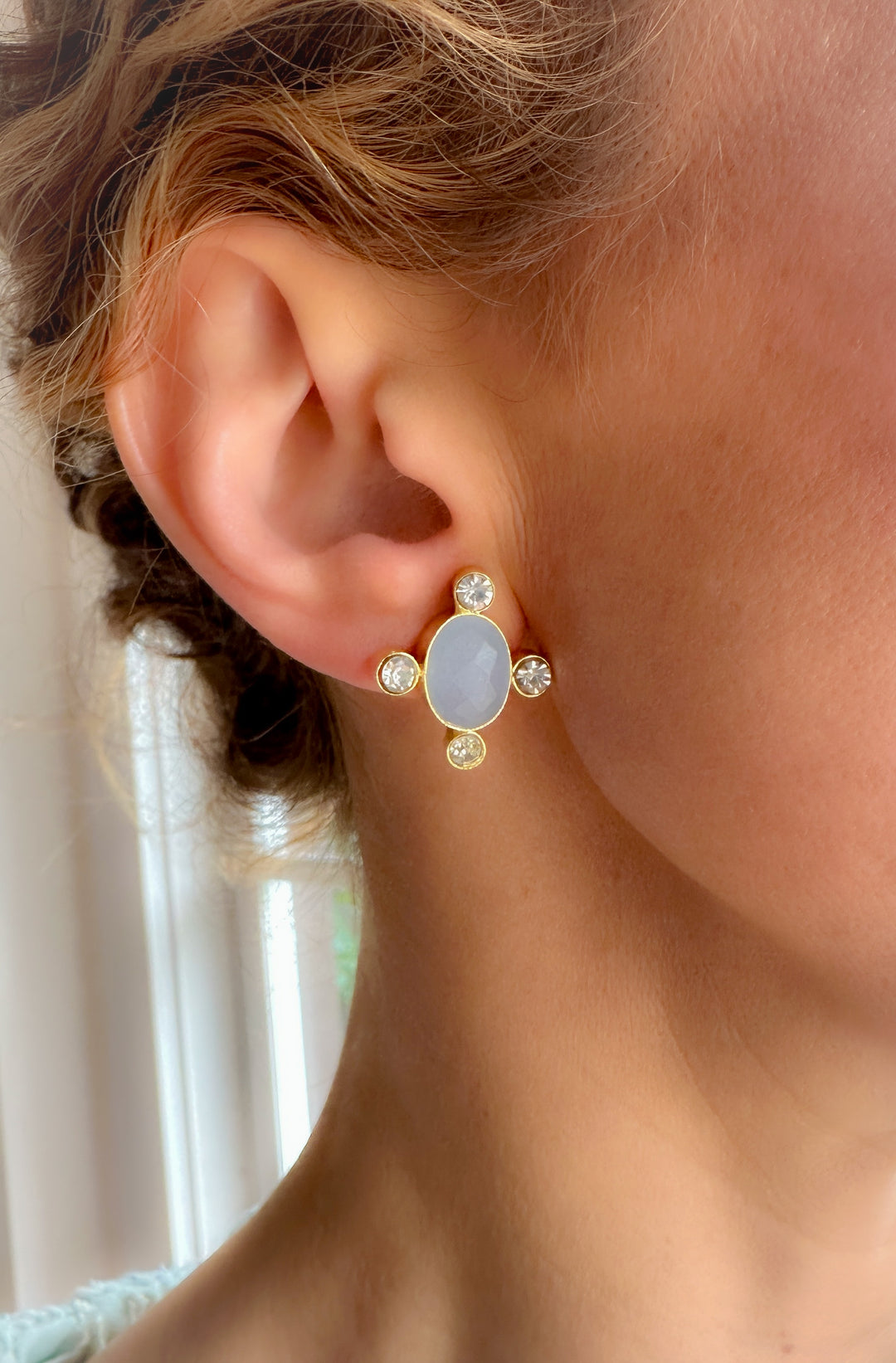 PINK CHALCEDONY OVAL STUD